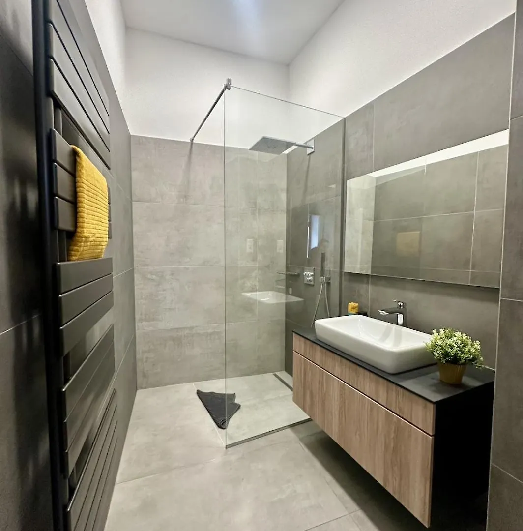 Tublife Terrace Apartment II Jacuzzi II Freeparking Budapest
